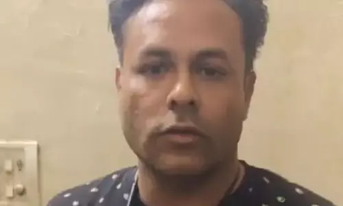 घड़ी वाला चचा गिरफ्तार, किशोरी को प्राइवेट पार्ट दिखाने का आरोप घड़ी वाला चचा गिरफ्तार, किशोरी को प्राइवेट पार्ट दिखाने का आरोप