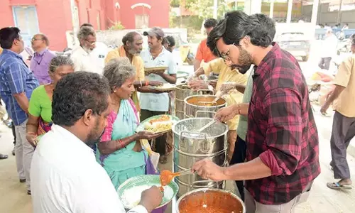 Andhra: पीजीआरएस याचिकाकर्ताओं के लिए निःशुल्क भोजन