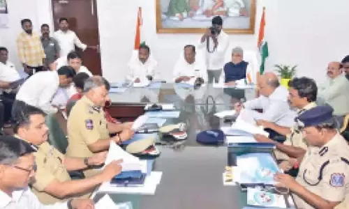 Telangana: विधानसभा अध्यक्ष ने विधानसभा और परिषद की बैठकें आयोजित करने का आह्वान किया