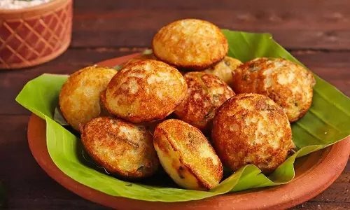 breakfast में बनाएं यह तीन तरह के अप्पे