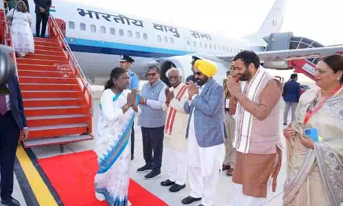 Chandigarh: मुर्मू के दौरे के कारण यातायात पर प्रतिबंध से अव्यवस्था