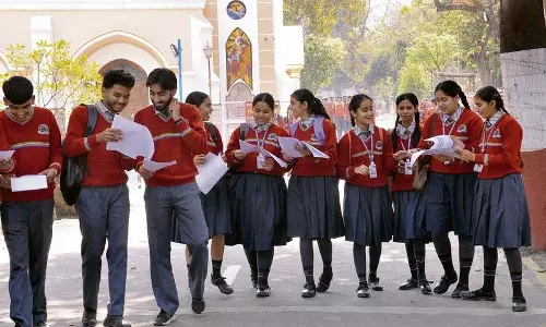 सीबीएसई के प्रस्ताव पर मिली-जुली प्रतिक्रिया