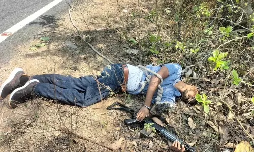 Aman saw killed, बमबारी कर गैंगस्टर अमन साव को छुड़ाने पहुंचे थे गुर्गे Aman saw killed, बमबारी कर गैंगस्टर अमन साव को छुड़ाने पहुंचे थे गुर्गे