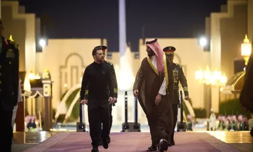 शांति वार्ता के लिए Saudi Arabia में जेलेंस्की, इसके बाद अमेरिका से मुलाकात