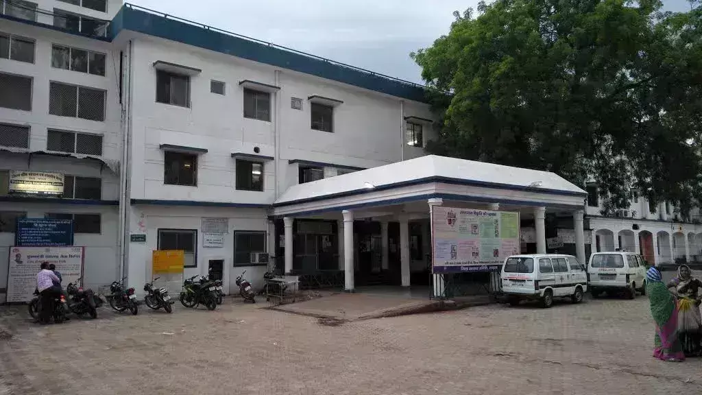 Mandla: मंडला जिला अस्पताल में सरकार की अव्यवस्थाओं की पोल खुली Mandla: मंडला जिला अस्पताल में सरकार की अव्यवस्थाओं की पोल खुली