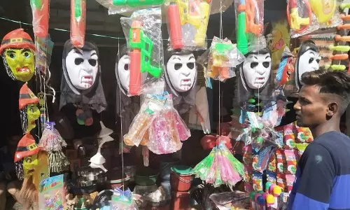 Haryana :  रंगों से आगे सिरसा के बाजार बने रंगों का बहुरूपदर्शक