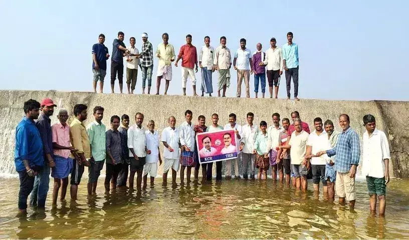 सिद्दीपेट में गोदावरी नदी का पानी खेतों तक पहुंचने पर किसानों ने मनाया जश्न