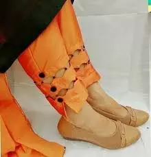 Suit with Pant Style: सिंपल सूट में भी दिखेंगी स्टाइलिश, इस पैटर्न की पैंट देगी लुक Suit with Pant Style: सिंपल सूट में भी दिखेंगी स्टाइलिश, इस पैटर्न की पैंट देगी लुक