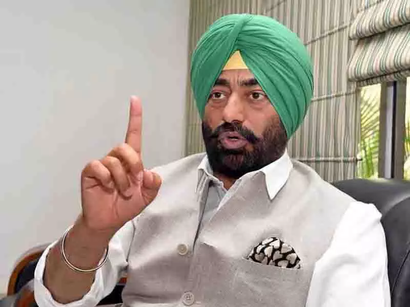 सुखपाल खैरा ने Rana Gurjeet पर फसल विपणन के निजीकरण के लिए भाजपा मॉडल को बढ़ावा देने का आरोप लगाया सुखपाल खैरा ने Rana Gurjeet पर फसल विपणन के निजीकरण के लिए भाजपा मॉडल को बढ़ावा देने का आरोप लगाया