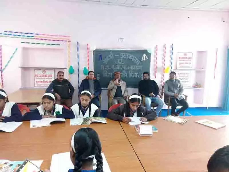 कफ़ोटा के SDM ने स्थानीय स्कूल को गोद लेकर उज्ज्वल भविष्य का मार्ग प्रशस्त किया कफ़ोटा के SDM ने स्थानीय स्कूल को गोद लेकर उज्ज्वल भविष्य का मार्ग प्रशस्त किया