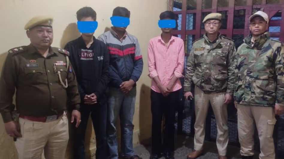 Manipur : जय शाह का नाम लेकर विधायकों को फर्जी ऑफर देकर ठगने के आरोप Manipur : जय शाह का नाम लेकर विधायकों को फर्जी ऑफर देकर ठगने के आरोप