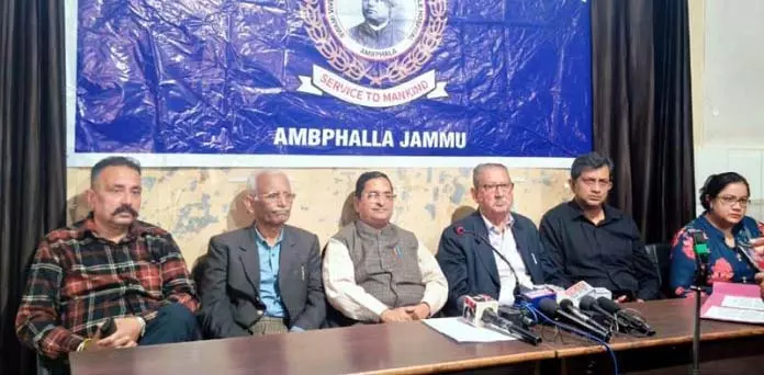 Jammu: स्वामी विवेकानंद अस्पताल ने स्वास्थ्य सेवाओं का विस्तार किया Jammu: स्वामी विवेकानंद अस्पताल ने स्वास्थ्य सेवाओं का विस्तार किया