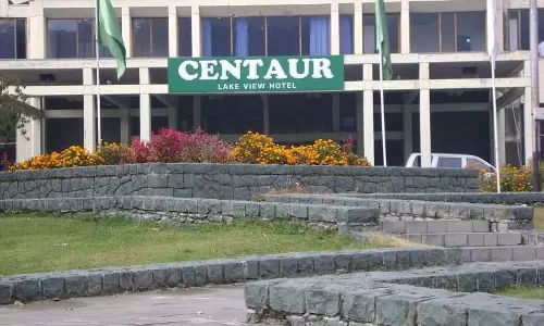 सेंटॉर होटल एसजीआर की नीलामी की तैयारी, सालाना 44 करोड़ रुपये मिलने की उम्मीद सेंटॉर होटल एसजीआर की नीलामी की तैयारी, सालाना 44 करोड़ रुपये मिलने की उम्मीद
