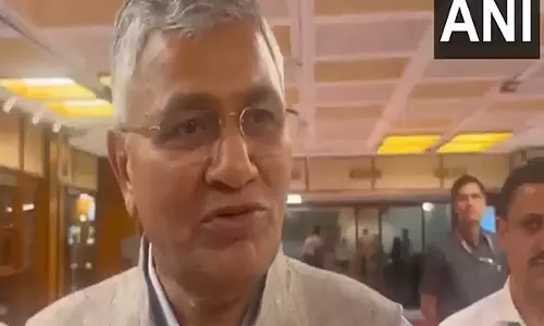 ONOE: JPC ने वरिष्ठ वकील हरीश साल्वे और भारत के अटॉर्नी जनरल आर वेंकटरमन को पेश होने का अनुरोध किया ONOE: JPC ने वरिष्ठ वकील हरीश साल्वे और भारत के अटॉर्नी जनरल आर वेंकटरमन को पेश होने का अनुरोध किया