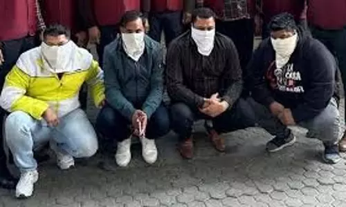 Delhi फर्जी ट्रैवल एजेंट पकड़ा गया