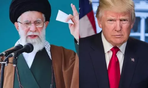 Iran US News : अमेरिकी दबाव में नहीं झुकेगा ईरान Iran US News : अमेरिकी दबाव में नहीं झुकेगा ईरान
