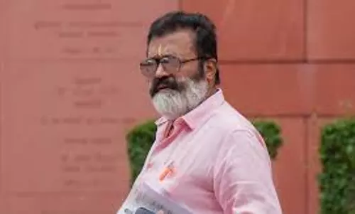 Kerala : सुरेश गोपी ने आशा कार्यकर्ताओं को समर्थन की पेशकश की Kerala : सुरेश गोपी ने आशा कार्यकर्ताओं को समर्थन की पेशकश की