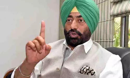 सुखपाल खैरा ने Rana Gurjeet पर फसल विपणन के निजीकरण के लिए भाजपा मॉडल को बढ़ावा देने का आरोप लगाया सुखपाल खैरा ने Rana Gurjeet पर फसल विपणन के निजीकरण के लिए भाजपा मॉडल को बढ़ावा देने का आरोप लगाया