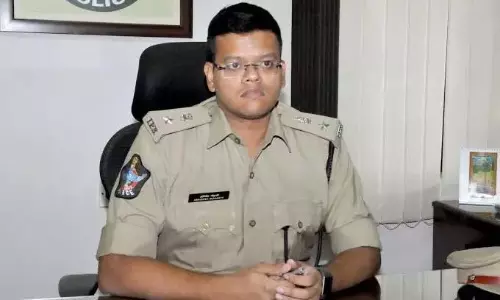 CAT ने अभिषेक मोहंती को कोई राहत नहीं दी CAT ने अभिषेक मोहंती को कोई राहत नहीं दी