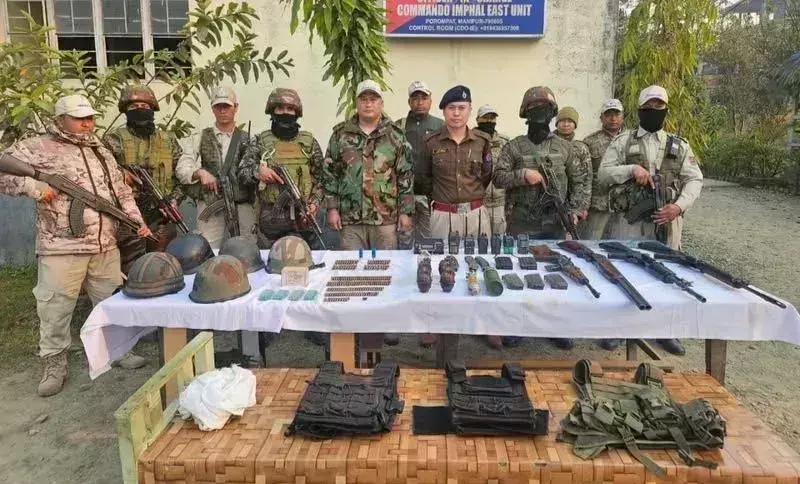 Manipur: संयुक्त सुरक्षा अभियान में हथियार और विस्फोटक जब्त