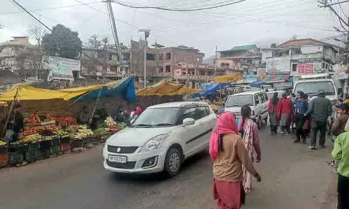 Palampur में भीड़भाड़ और सड़क दुर्घटनाओं में वृद्धि
