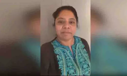 Hyderabad पुलिस ने वरिष्ठ महिला पत्रकार को हिरासत में लिया