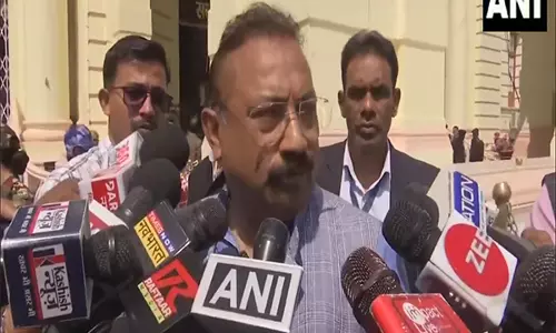 बिहार के मंत्री ने होली वाले बयान पर दरभंगा मेयर की आलोचना की