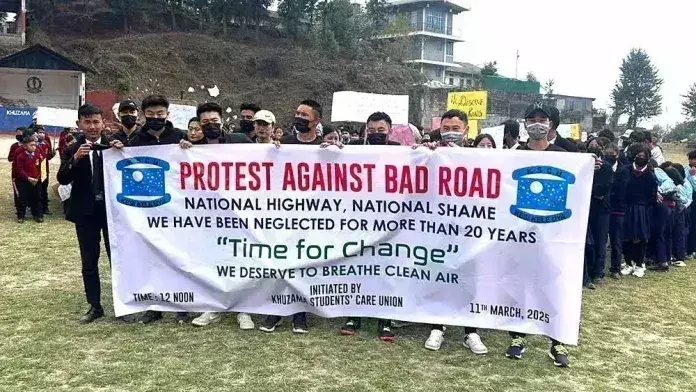 खुज़ामा के संगठनों ने NHIDCL को एनएच-2 की मरम्मत के लिए दो दिन की समयसीमा दी खुज़ामा के संगठनों ने NHIDCL को एनएच-2 की मरम्मत के लिए दो दिन की समयसीमा दी