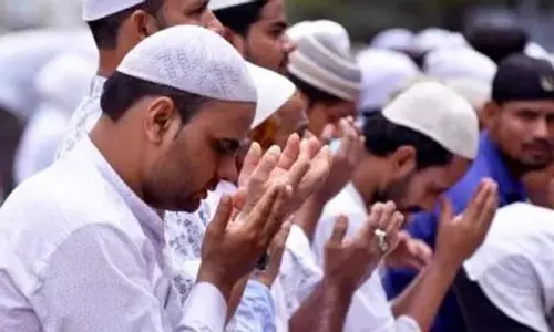 होली के दिन शुक्रवार को छत्तीसगढ़ की मस्जिदों में नमाज के वक्त में बदलाव, वक्फ बोर्ड का फैसला