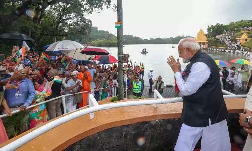 पीएम मोदी ने गंगा तालाब के किए दर्शन, क्या है इस पवित्र स्थान का इतिहास ? पीएम मोदी ने गंगा तालाब के किए दर्शन, क्या है इस पवित्र स्थान का इतिहास ?
