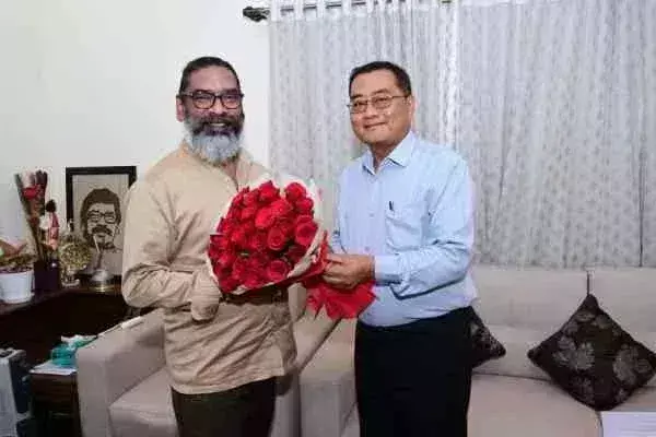 Ranchi: मुख्यमंत्री हेमंत सोरेन से मिले JPSC के अध्यक्ष