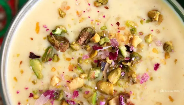 Kesar Pista Kheer: अगर आप किसी खास और अलग स्वीट डिश के बारे में सोच रहे हैं तो ये है परफेक्ट ऑप्शन Kesar Pista Kheer: अगर आप किसी खास और अलग स्वीट डिश के बारे में सोच रहे हैं तो ये है परफेक्ट ऑप्शन