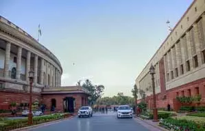 आप्रवास विधेयक में विदेशियों के लिए होंगे नए नियम, चार पुराने कानूनों की लेगा जगह आप्रवास विधेयक में विदेशियों के लिए होंगे नए नियम, चार पुराने कानूनों की लेगा जगह