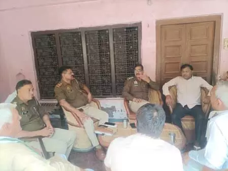 गौतमबुद्धनगर : त्योहारों को शांतिपूर्ण संपन्न कराने के लिए पुलिस की खास पहल गौतमबुद्धनगर : त्योहारों को शांतिपूर्ण संपन्न कराने के लिए पुलिस की खास पहल