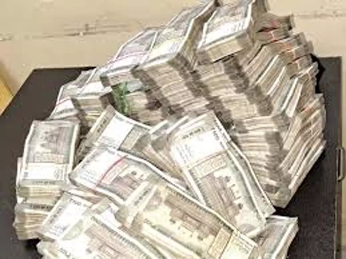 78 लाख लूटने वालों की दें सूचना और पाएं इनाम, आईजी ने की घोषणा 78 लाख लूटने वालों की दें सूचना और पाएं इनाम, आईजी ने की घोषणा