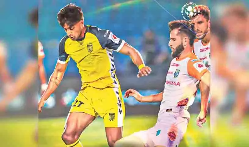 हैदराबाद एफसी ने केरला ब्लास्टर्स एफसी के खिलाफ आखिरी ISL लीग मुकाबले में ड्रॉ खेला हैदराबाद एफसी ने केरला ब्लास्टर्स एफसी के खिलाफ आखिरी ISL लीग मुकाबले में ड्रॉ खेला
