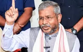 Jharkhand में खुद बीमार पड़ गयी 108 एंबुलेंस सेवा : बाबूलाल Jharkhand में खुद बीमार पड़ गयी 108 एंबुलेंस सेवा : बाबूलाल