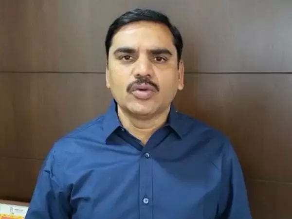 BJP के विष्णुवर्धन रेड्डी ने तिरुमाला में श्री वेंकटेश्वर स्वामी की पूजा-अर्चना की BJP के विष्णुवर्धन रेड्डी ने तिरुमाला में श्री वेंकटेश्वर स्वामी की पूजा-अर्चना की