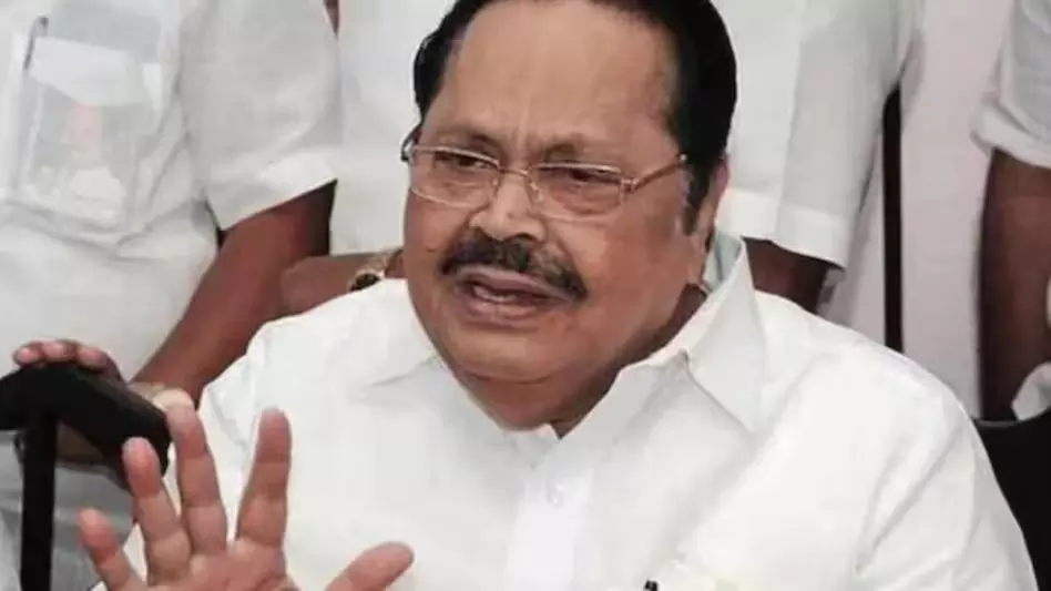 मंत्री ने संस्कृति को बताया बदबूदार, हिन्दू महिलाओं पर किया विवादित टिप्पणी मंत्री ने संस्कृति को बताया बदबूदार, हिन्दू महिलाओं पर किया विवादित टिप्पणी