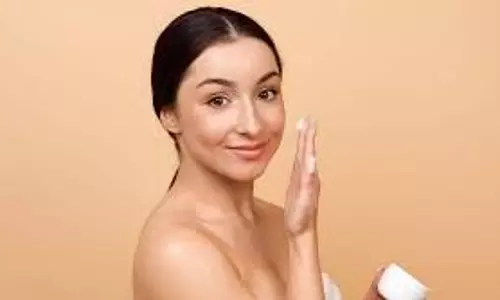 Skin Care Tips: गर्मियों में आपकी त्वचा के लिए 3 प्राकृतिक बॉडी क्लींजर, जानें इनका इस्तेमाल कैसे करें