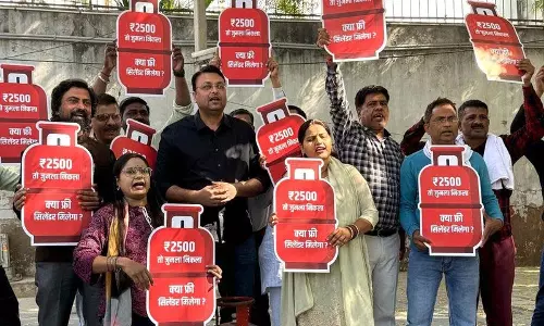 शहर में 40 जगहों पर आप का विरोध प्रदर्शन