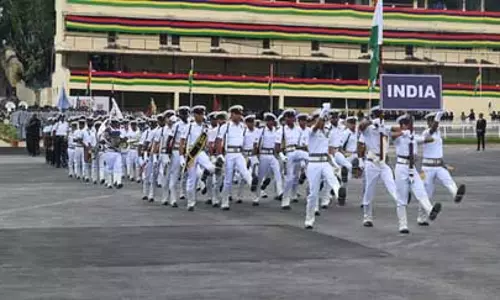 मॉरीशस के नेशनल डे समारोह का हिस्सा बना ‘आईएनएस इम्फाल’ मॉरीशस के नेशनल डे समारोह का हिस्सा बना ‘आईएनएस इम्फाल’