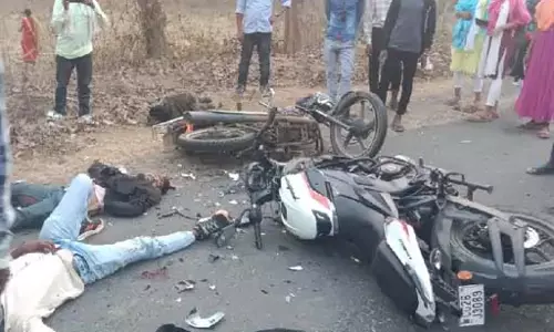 फागुन मेला से लौट रहे युवक हादसे का शिकार, एक की मौत