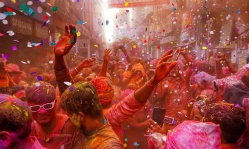 Bihar News : होली पर बिहार में क्यों मचा है सियासी बवाल