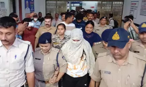 TI सुसाइड कांड, दो गिरफ्तारी, कथित गर्लफ्रेंड से पुलिस की पूछताछ जारी