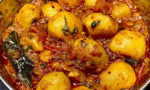 Masala Potato: चटपटा खाने के आदी हैं तो यह डिश है शानदार विकल्प, स्वाद होता है लाजवाब Masala Potato: चटपटा खाने के आदी हैं तो यह डिश है शानदार विकल्प, स्वाद होता है लाजवाब