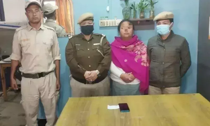 Manipur: इंफाल पश्चिम में महिला संकर उग्रवादी गिरफ्तार