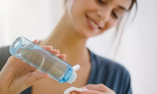 Skin Care: रूखी त्वचा के लिए 5 बेहतरीन होममेड टोनर, त्वचा संबंधी समस्याओं को कहें अलविदा Skin Care: रूखी त्वचा के लिए 5 बेहतरीन होममेड टोनर, त्वचा संबंधी समस्याओं को कहें अलविदा