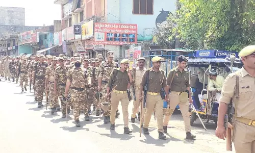 एसपी और CO ने संभाला मोर्चा, संभल में हाईअलर्ट एसपी और CO ने संभाला मोर्चा, संभल में हाईअलर्ट
