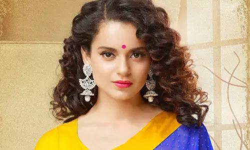 Kangana Ranaut ने दीं खास अंदाज मे होलिका दहन की शुभकामनाएं Kangana Ranaut ने दीं खास अंदाज मे होलिका दहन की शुभकामनाएं